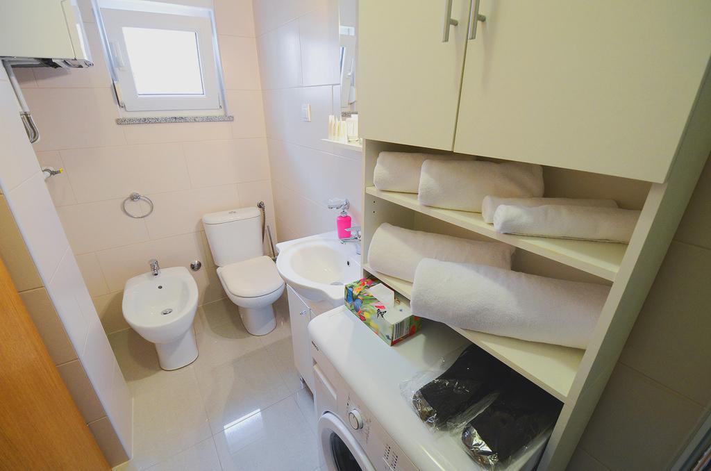 E&E Apartment Arena With Free Private Parking Pula Exterior photo
